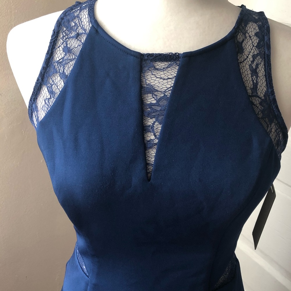 GUESS Lace Dress - Picture 2 of 7